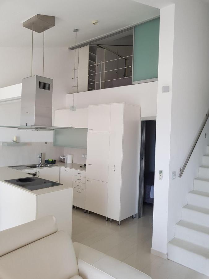 Apartments Fontana Zambratija Eksteriør billede